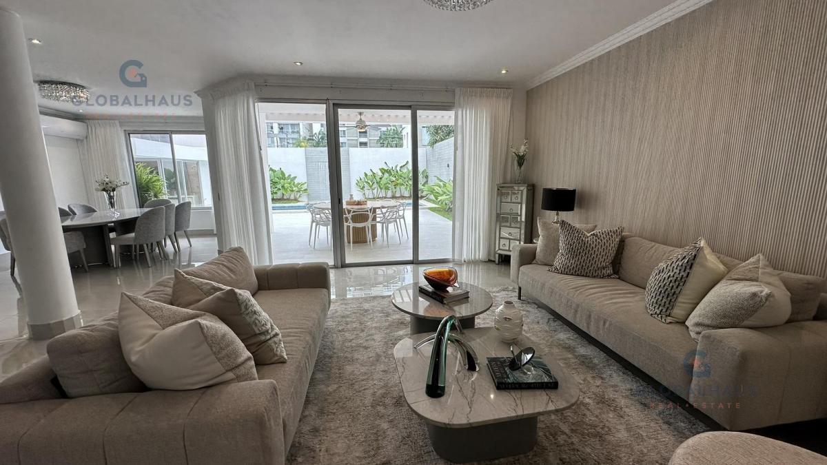 Venta de Casa en Km 4.5 Via a Samborondon, Remodelada Al 100%. V. B, Guayas — imagen 9