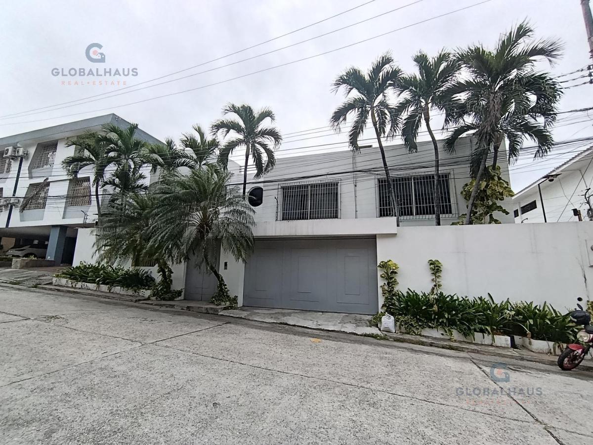 Venta de Casa Lomas de Urdesa Norte de Guayaquil Conjunto Cerrado Gm, Guayas — imagen 10