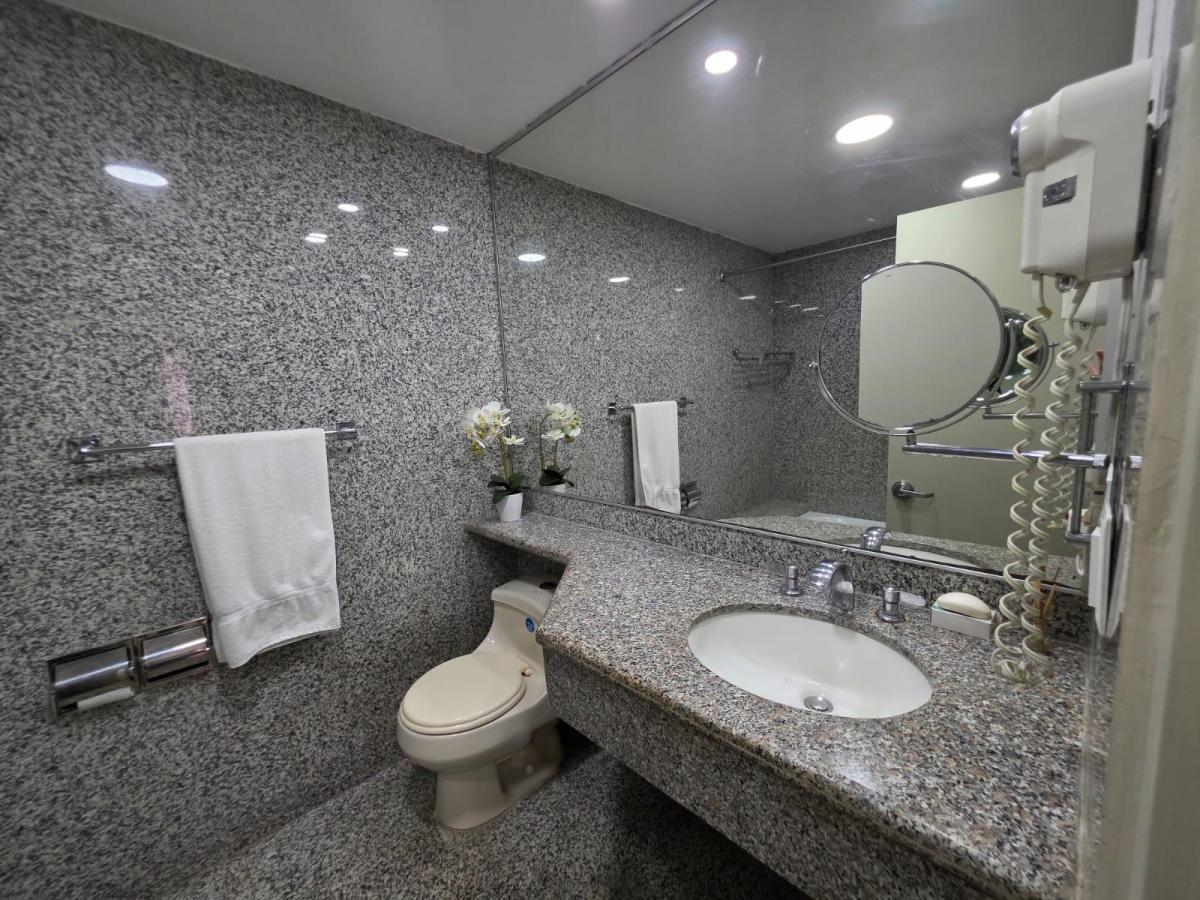 Suite Amoblada en Hilton Colon Torre 1, Guayas — imagen 3