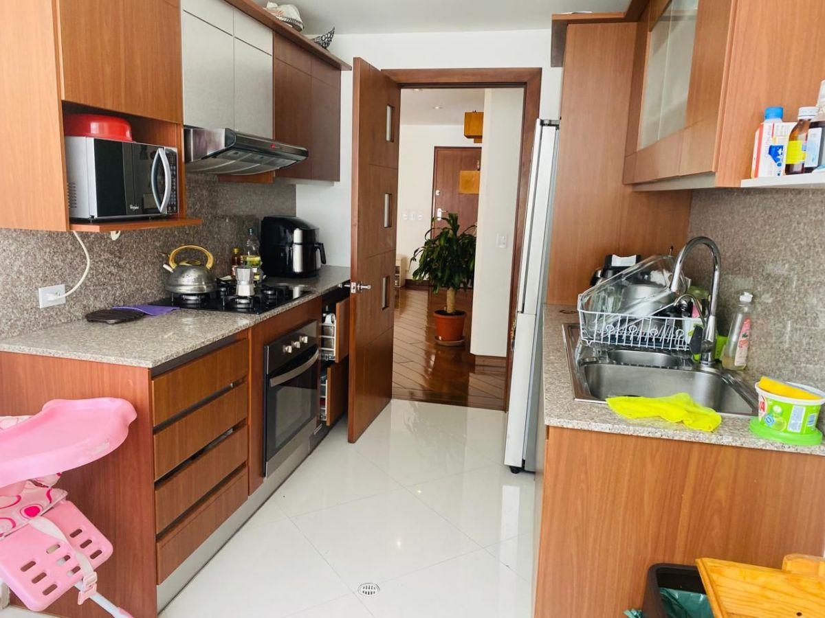 Departamento Moderno con Balcon de Venta Sector El Bosque de Oportunidad — imagen 7