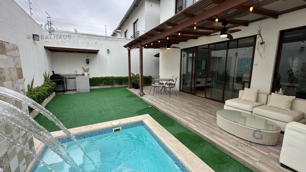 Venta de Casa en Urb Villas del Bosque - Pérgola, Piscina con Cascada -. V. B, Guayas — imagen 9
