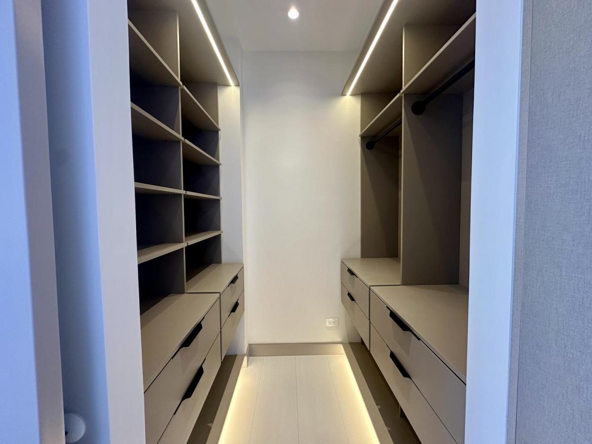 Departamento de Venta de Estreno Cerca del Club El Nacional — imagen 6