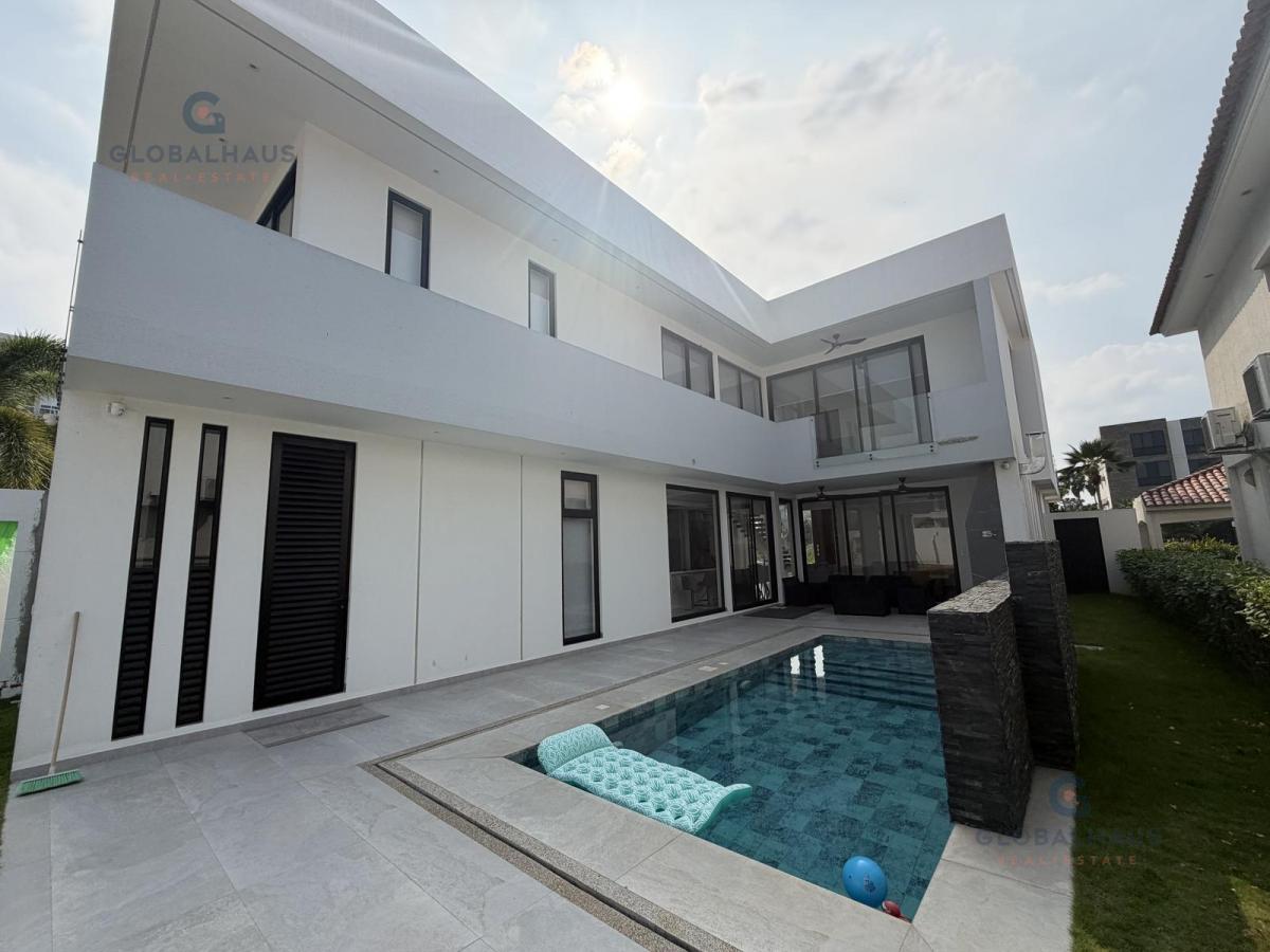 Venta de Casa en Isla Mocoli con 4 Habitaciones - Piscina - Area Bbq. m. C, Guayas — imagen 3