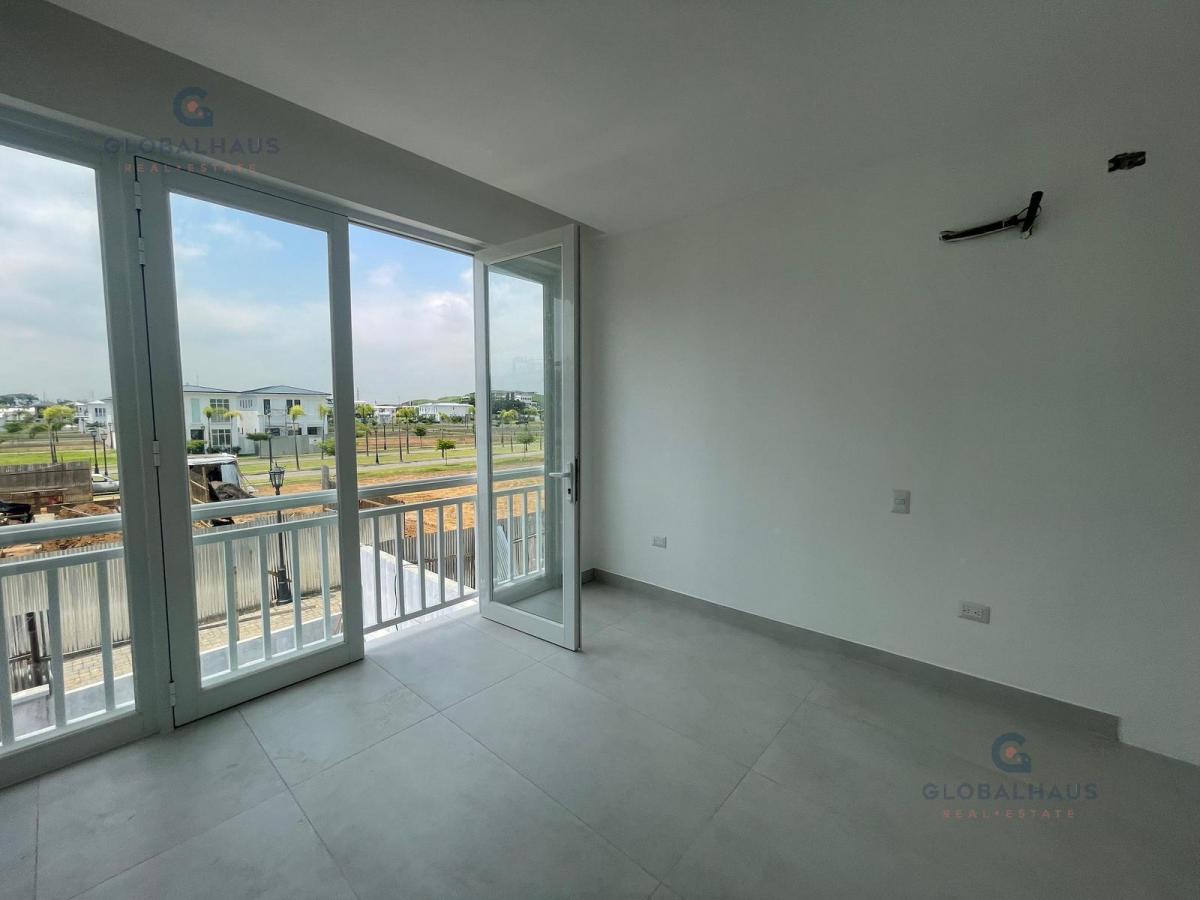 Venta de Casa en Urb. Aires Norte, 4 Hab. Piscina. V. J, Guayas — imagen 8