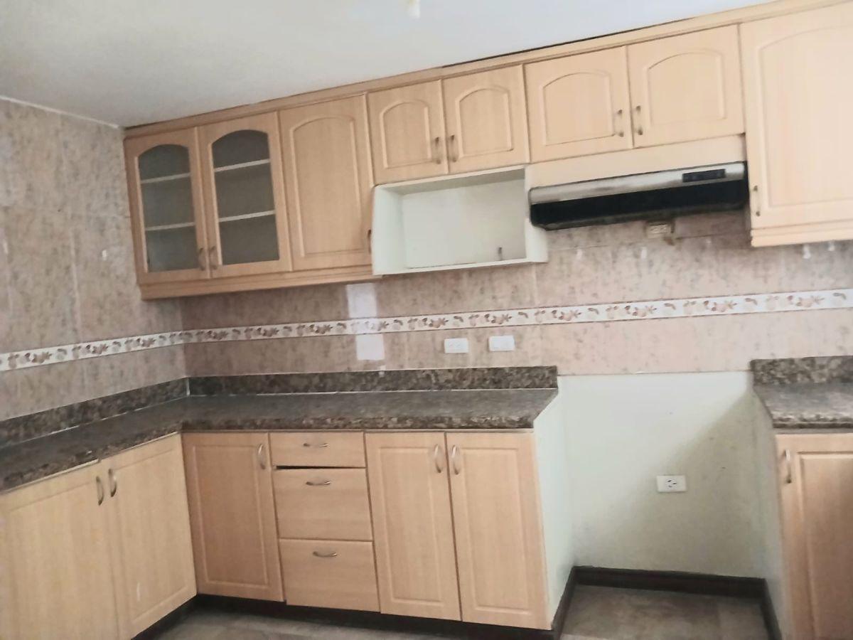 7416. Porton, Vendo Departamento 3 Dorm. $155.000. Guayas — imagen 6