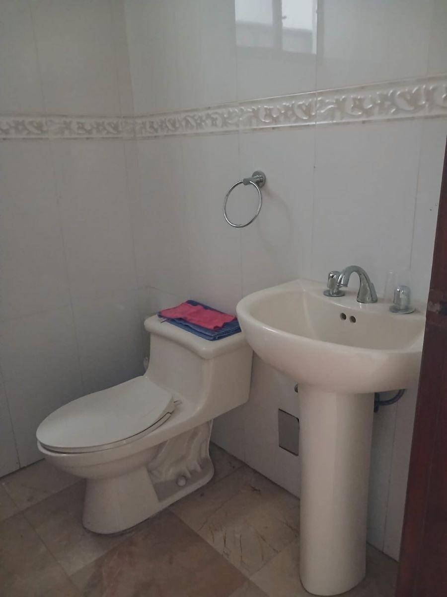 7416. Porton, Vendo Departamento 3 Dorm. $155.000. Guayas — imagen 3