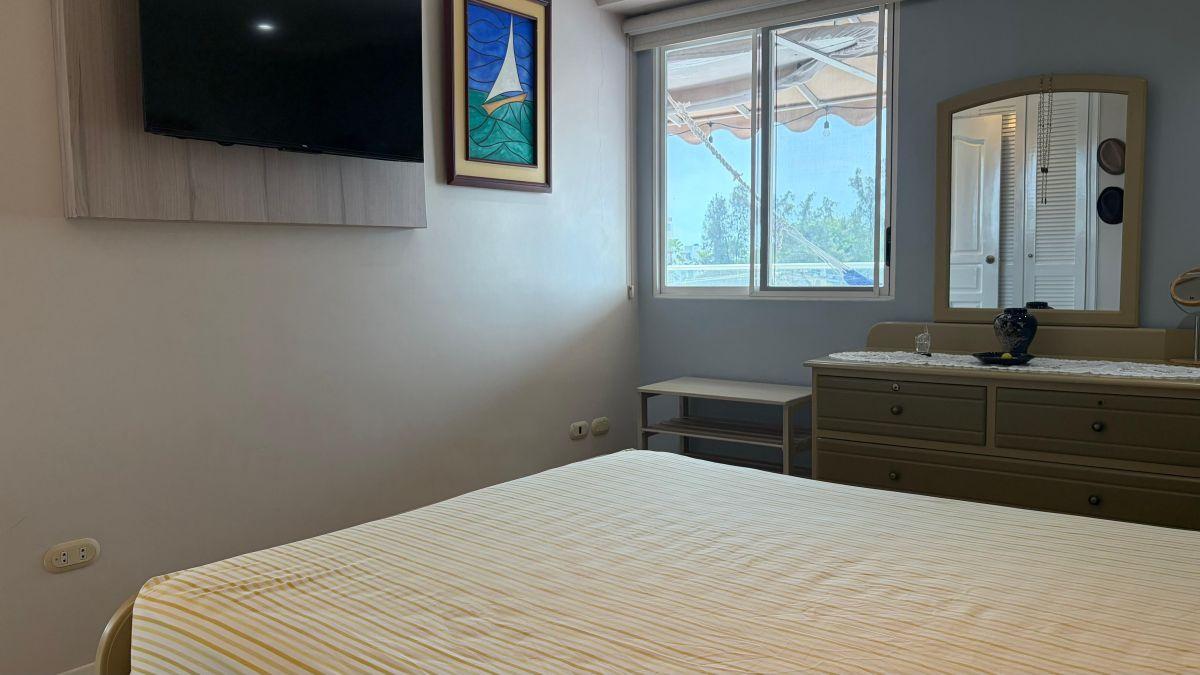 Vendo Departamento en Edificio Riviera del Mar salinas, Chipipe — imagen 8