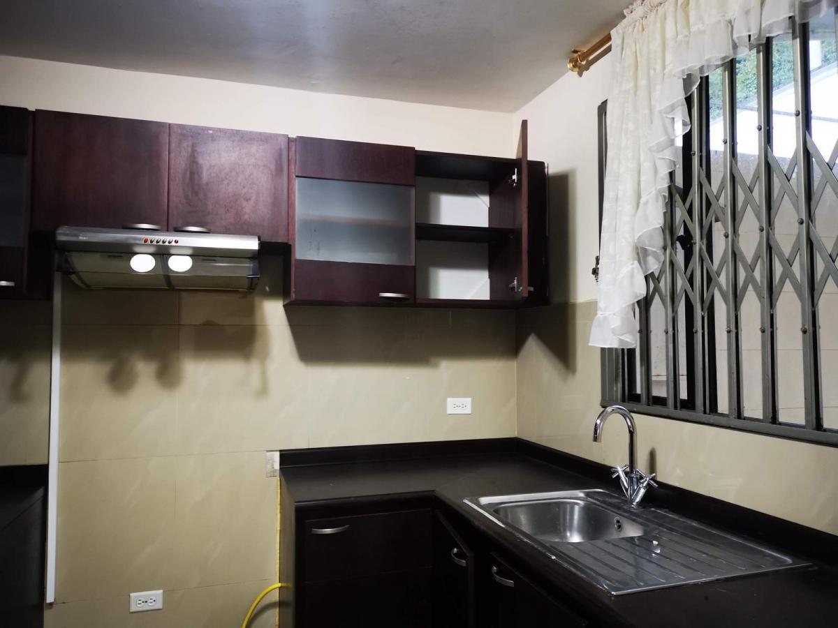 Venta de Casa de 4 Habitaciones en Selva Alegre, Sangolqui — imagen 8