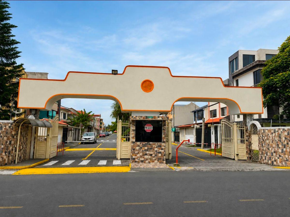 ¡Gran Oportunidad! Casa en Venta en El Valle de Los Chillos Dentro de Urbanización Privada — imagen 10
