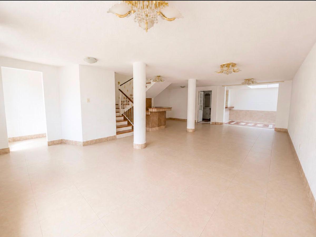 ¡Gran Oportunidad! Casa en Venta en El Valle de Los Chillos Dentro de Urbanización Privada — imagen 6