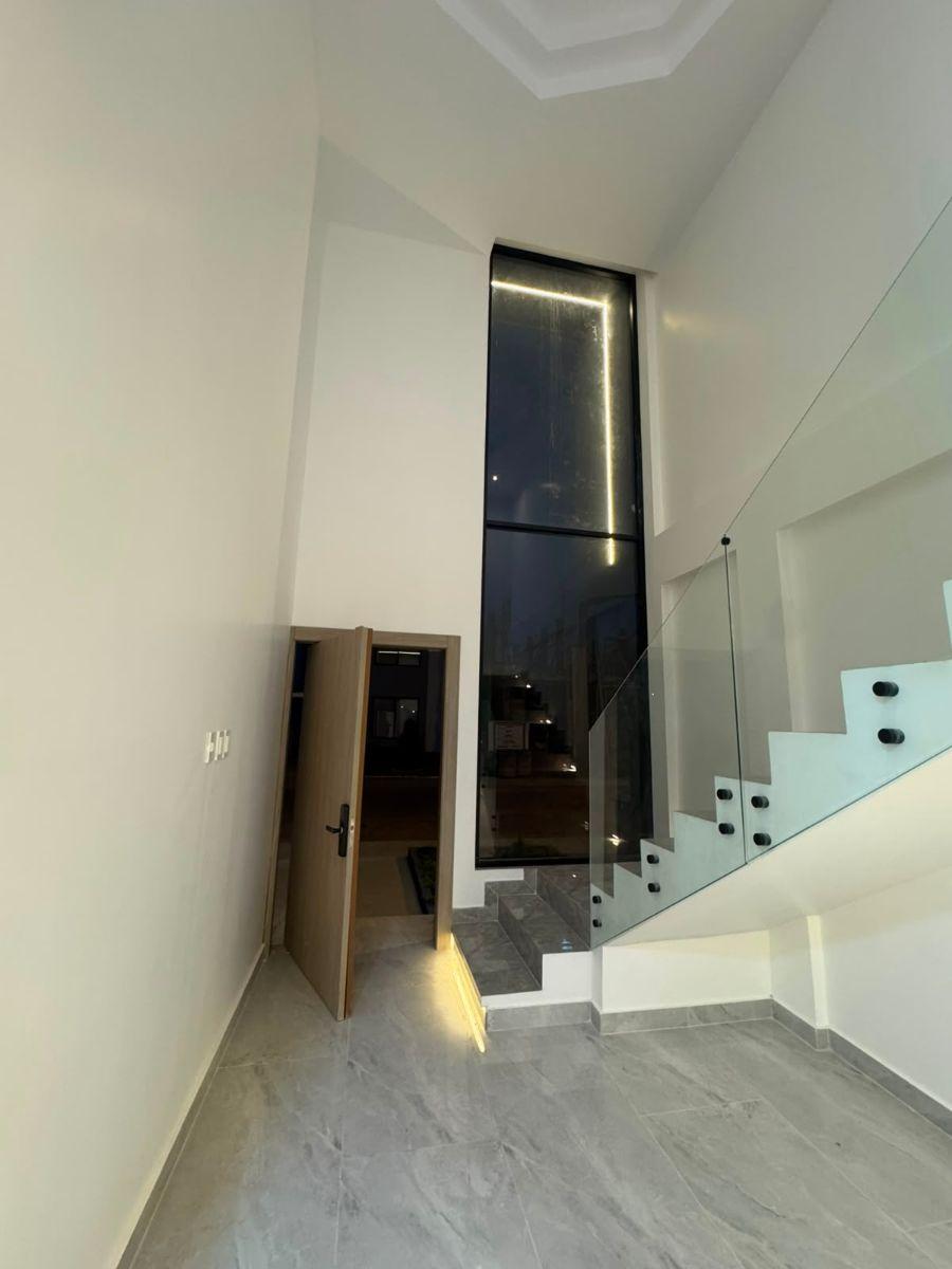Exclusiva Residencia de Lujo en Urbanización La Joya – Etapa Aguamarina, Guayas — imagen 3