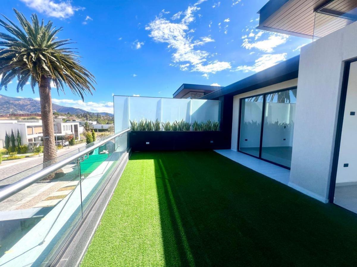Casa en Tumbaco — imagen 10