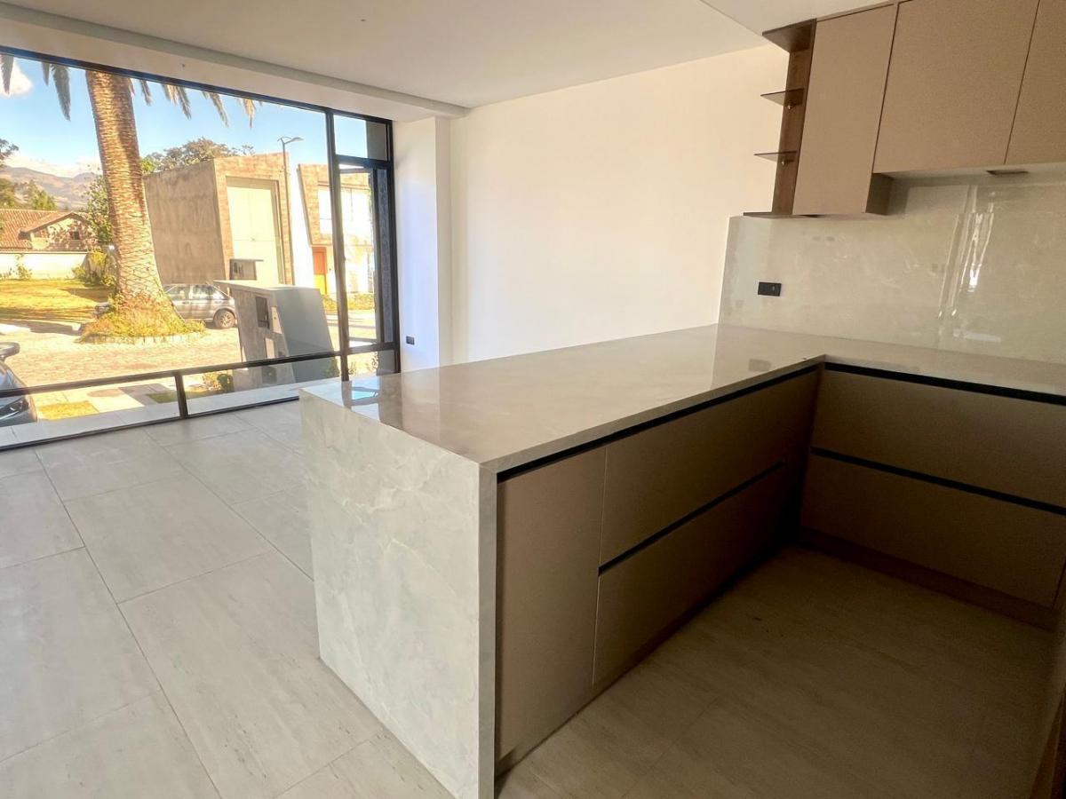 Casa en Tumbaco — imagen 6