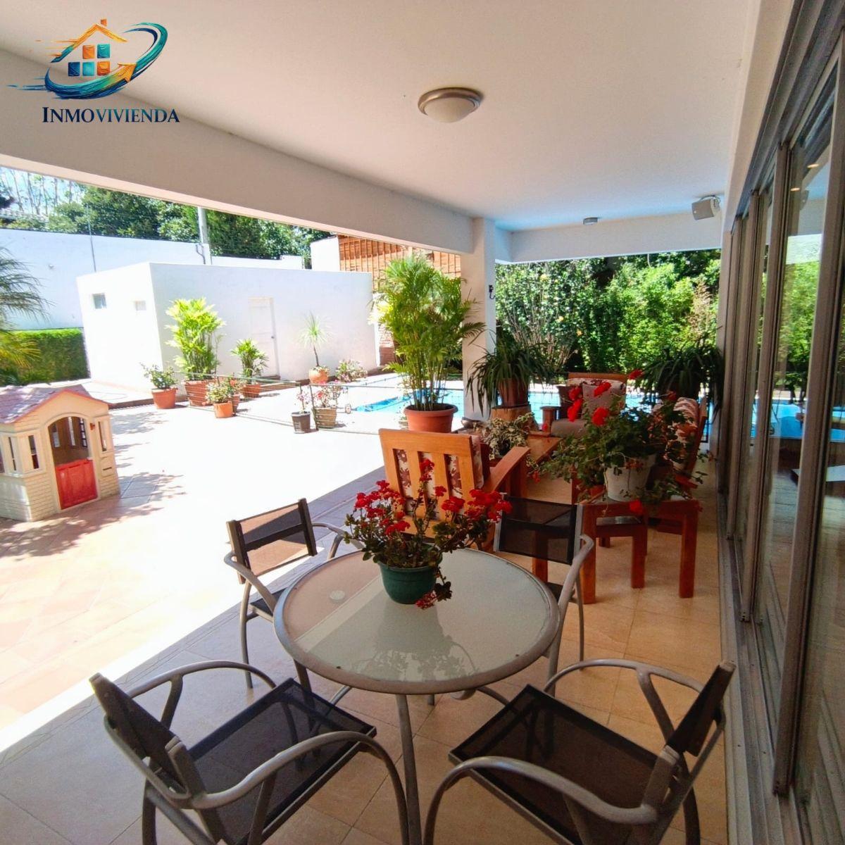 Venta, Casa con 1.100 m² de Terreno, 4 Habitaciones, Urbanización Exclusiva en Tumbaco — imagen 4