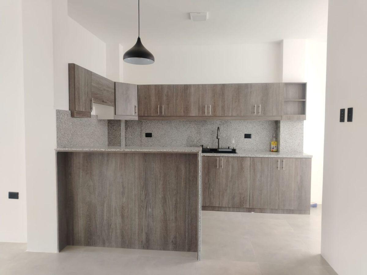 Casa Urbanizada de Venta en Portoviejo, Manabí — imagen 8