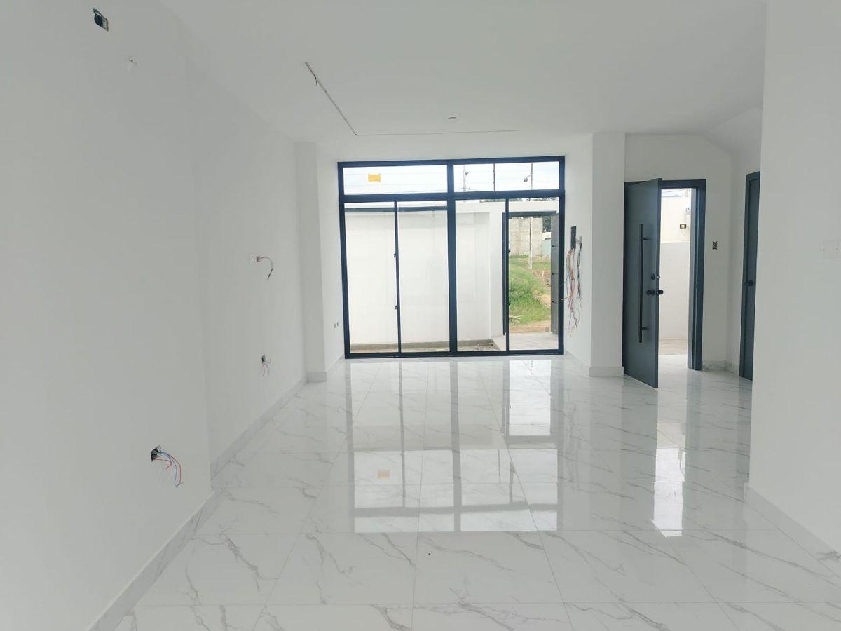 Casa Independiente de Venta en Portoviejo, Manabí — imagen 6