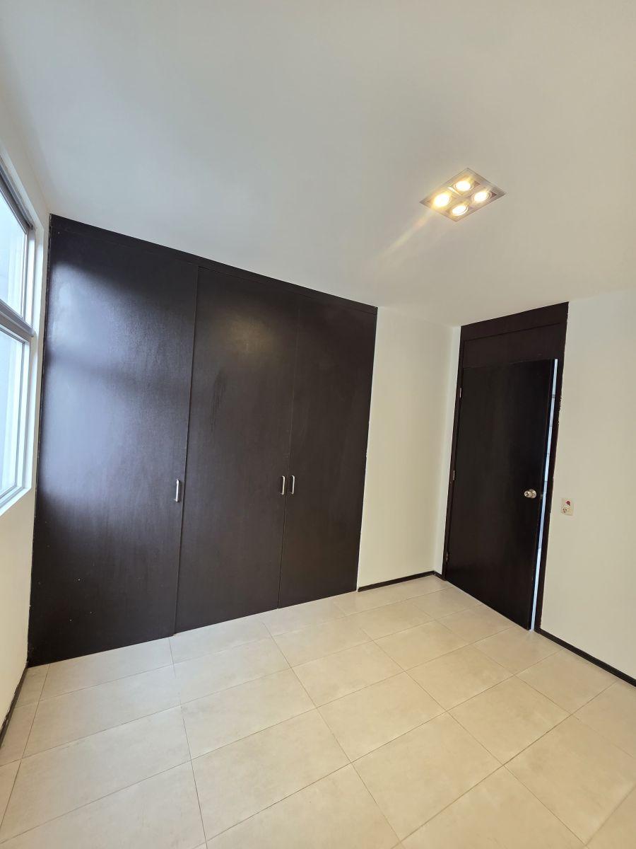 7607. Urb. Las Cumbres - Ceibos, Alquilo o Vendo Departamento 3 Dorm. $750/$155.000. Guayas — imagen 4
