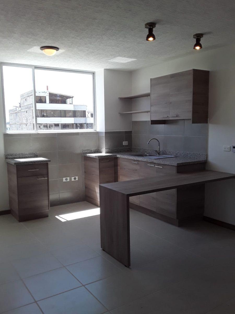 Departamento Dos Dorm. Oportunidad - Tumbaco — imagen 10