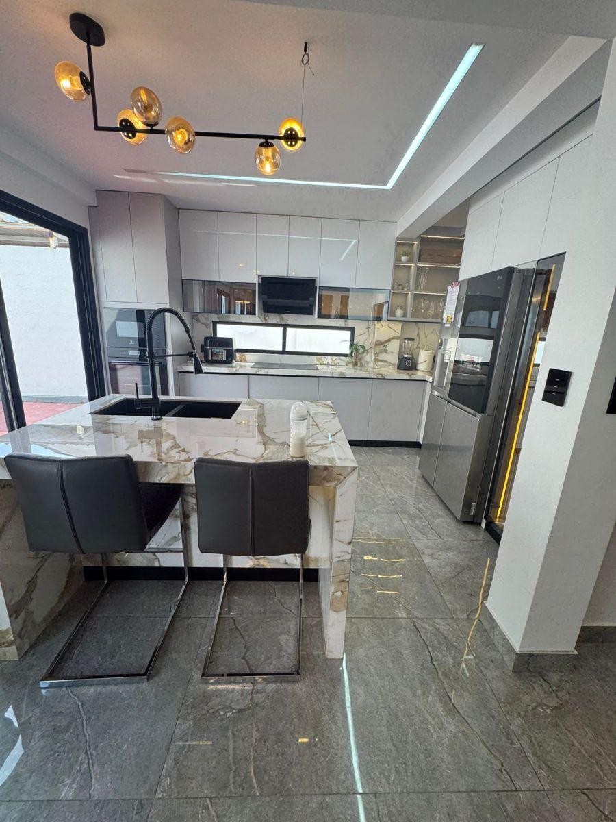 Casa de Lujo en Venta - Ciudad Celeste, Etapa La Serena, Guayas — imagen 7