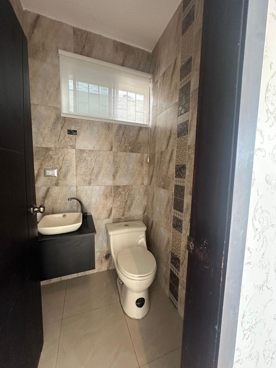 Urb Puerto Azul Casa en Venta 3 Dorm., Guayas — imagen 8