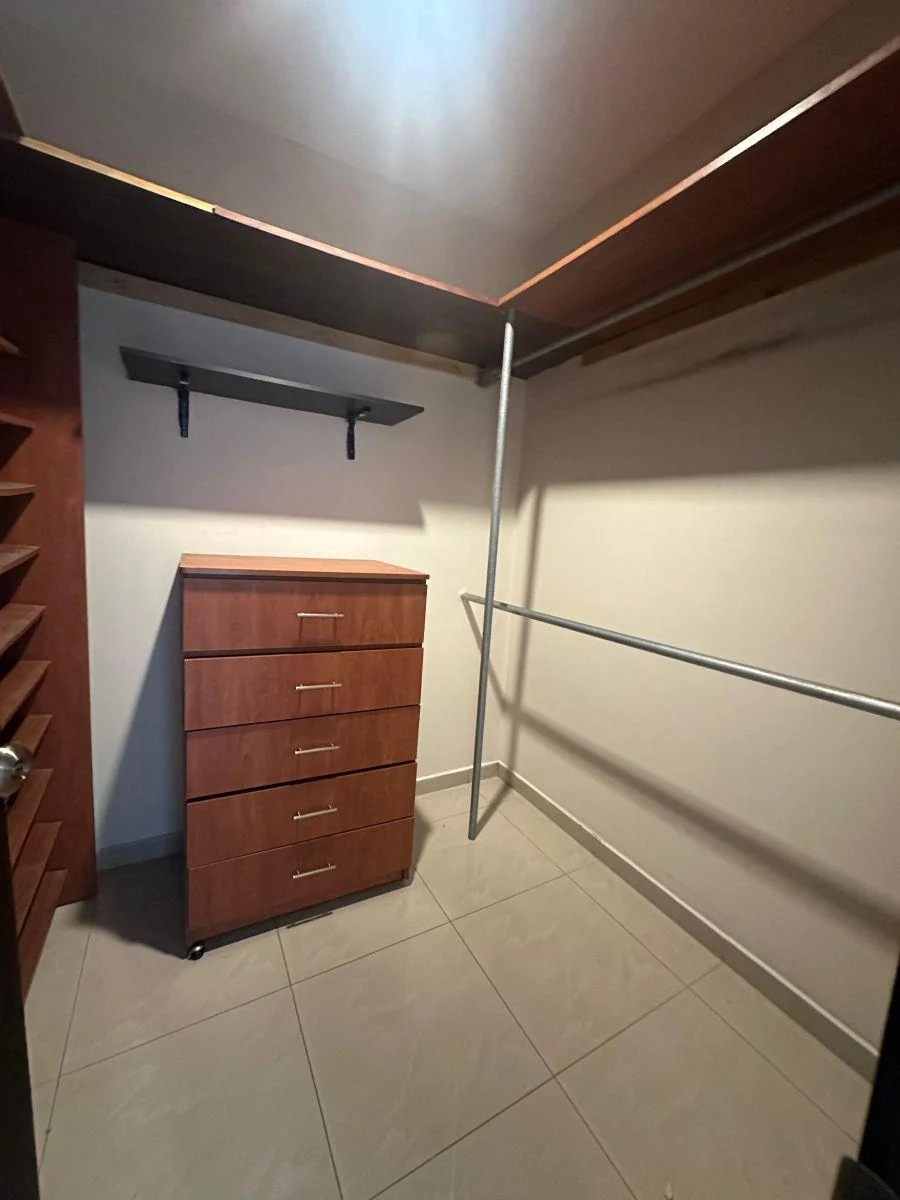 Urb Puerto Azul Casa en Venta 3 Dorm., Guayas — imagen 3