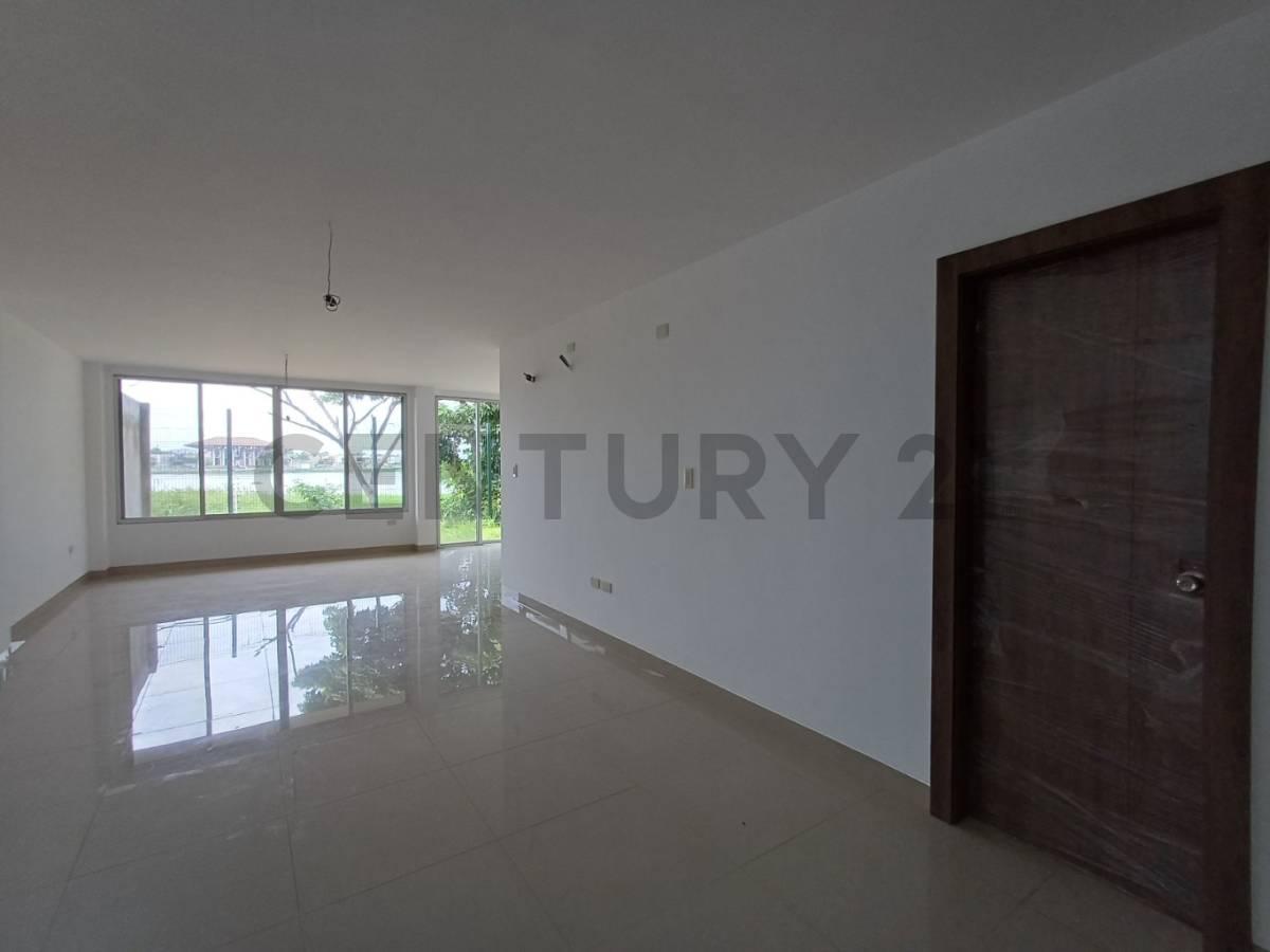 Casa de Estreno en Venta con Vista Al Río – Romareda, Etapa Riada. Dian, Guayas — imagen 8