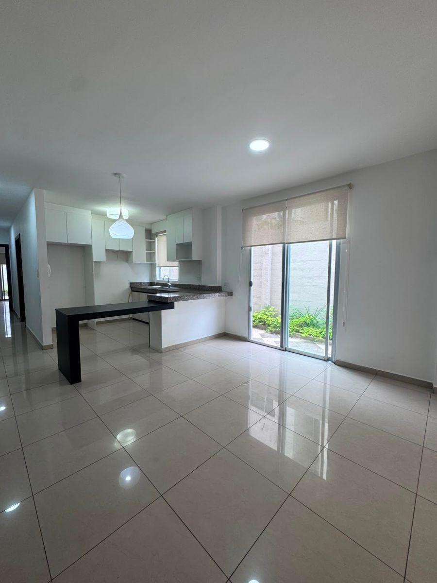 7647. Urb. Puerto Azul - Via La Costa Km 9, Vendo Departamento 2 Dorm. $145.000. Guayas — imagen 9