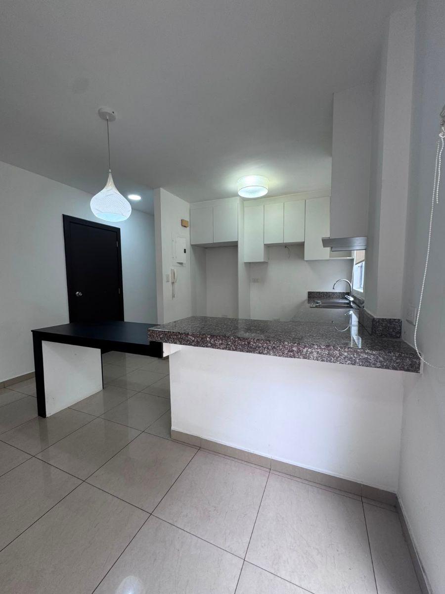 7647. Urb. Puerto Azul - Via La Costa Km 9, Vendo Departamento 2 Dorm. $145.000. Guayas — imagen 3