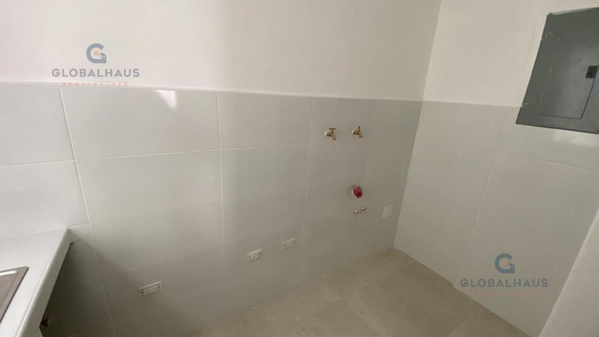 Venta de Casa por Estrenar en Los Ceibos, Urb. Las Cumbres V. B. Guayas — imagen 3