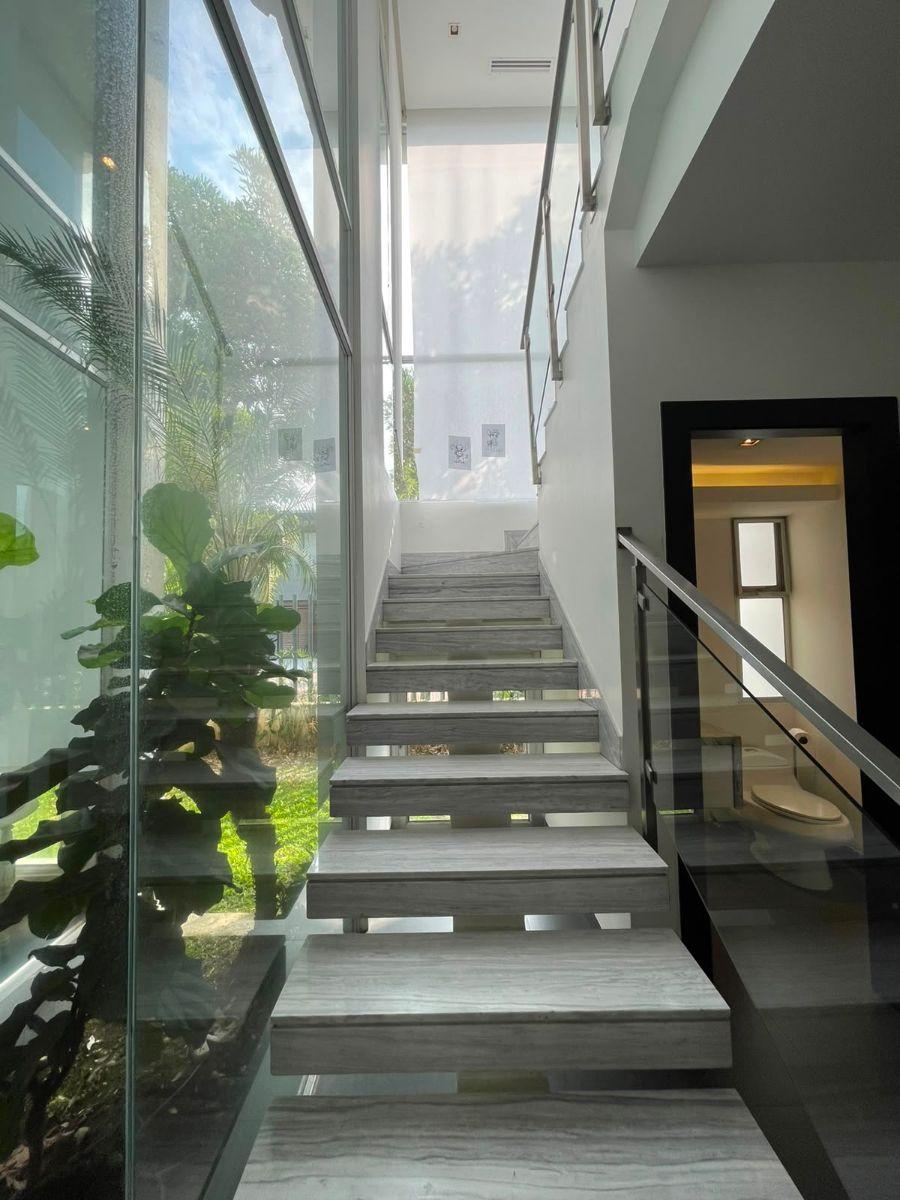 Exclusiva Casa Esquinera con Amplio Patio en Venta en Isla Mocoli (Arrecife), Guayas — imagen 5