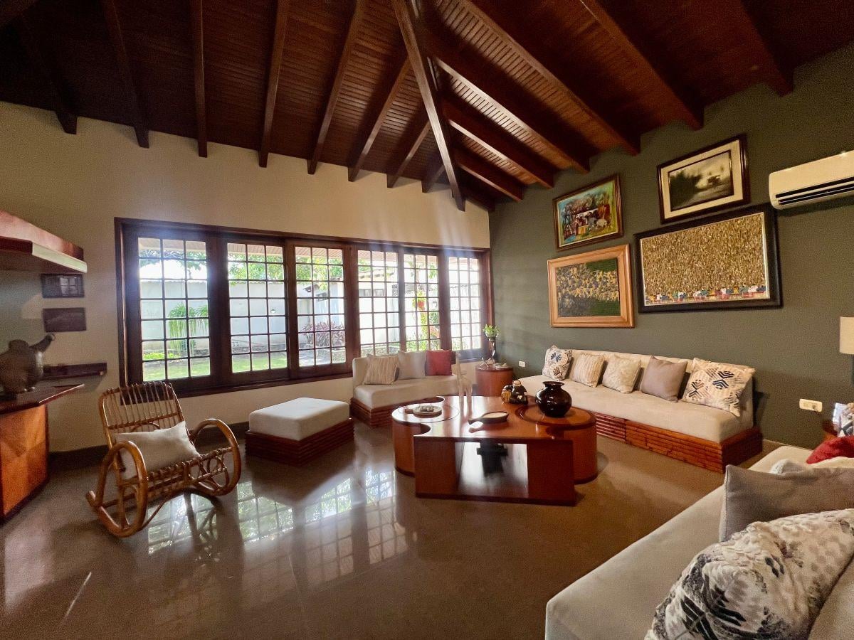 Vendo Casa Urdesa Central, Guayas — imagen 8
