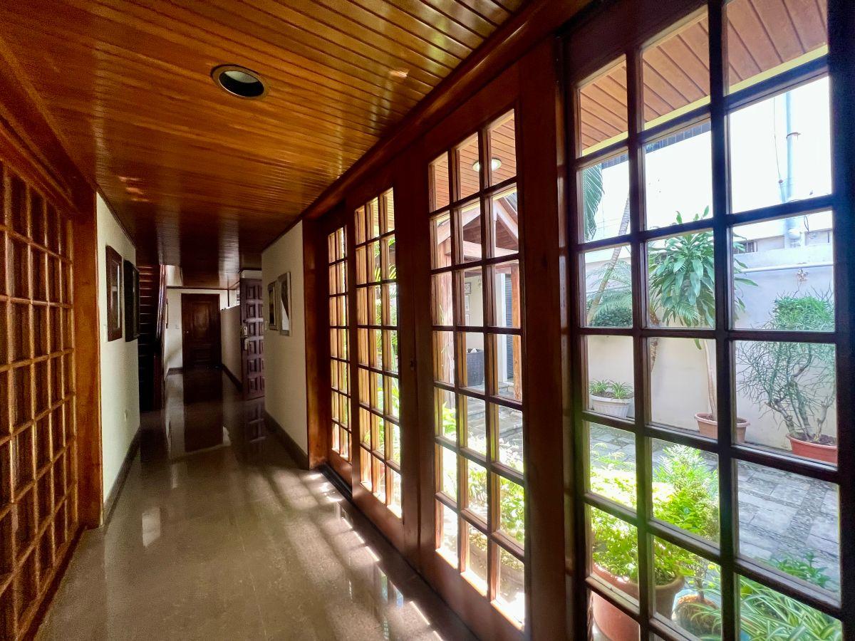 Vendo Casa Urdesa Central, Guayas — imagen 7