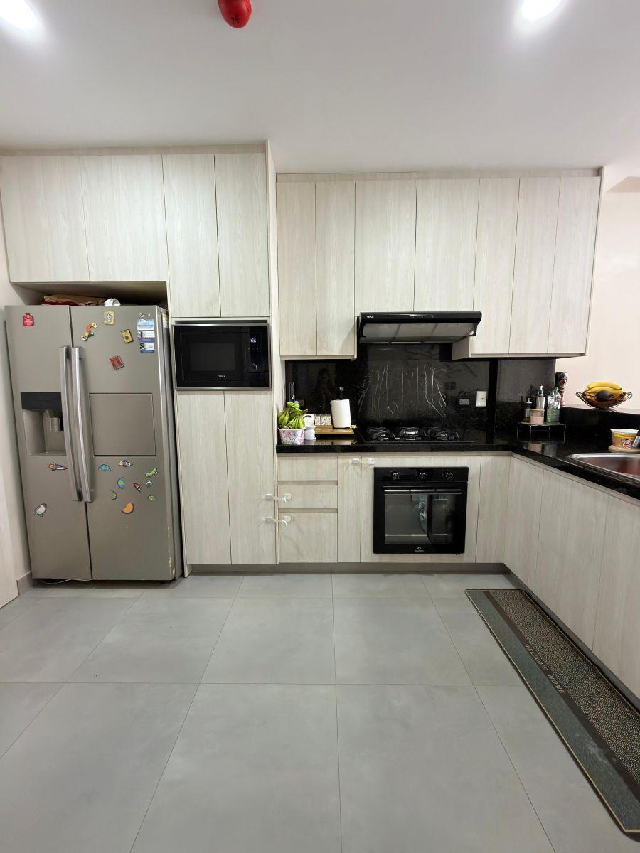 7630. Urb. San Bernardo 3 - Samborondon Km².5, Vendo Departamento 2 Dorm. $175.000. Guayas — imagen 3