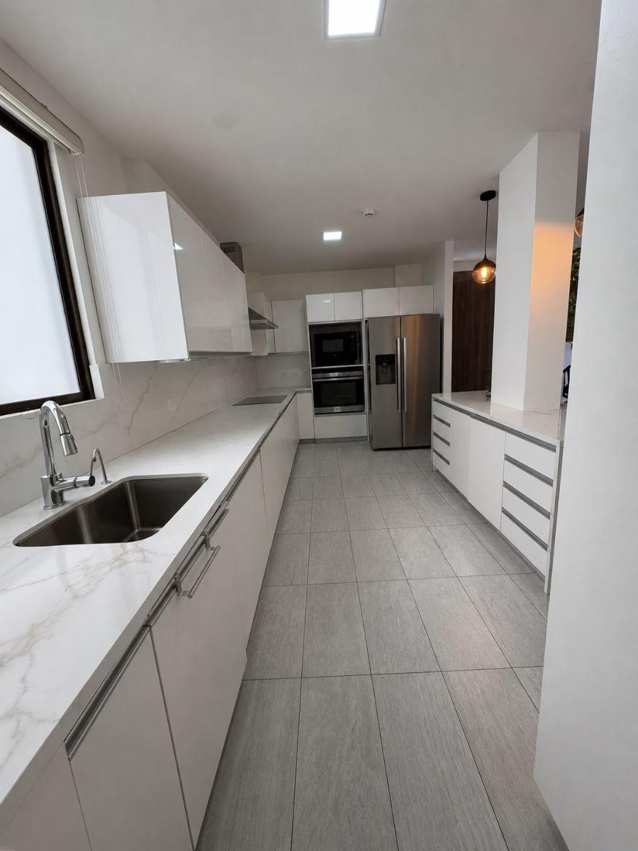 Lindo Departamento Planta Baja, Guayas — imagen 8