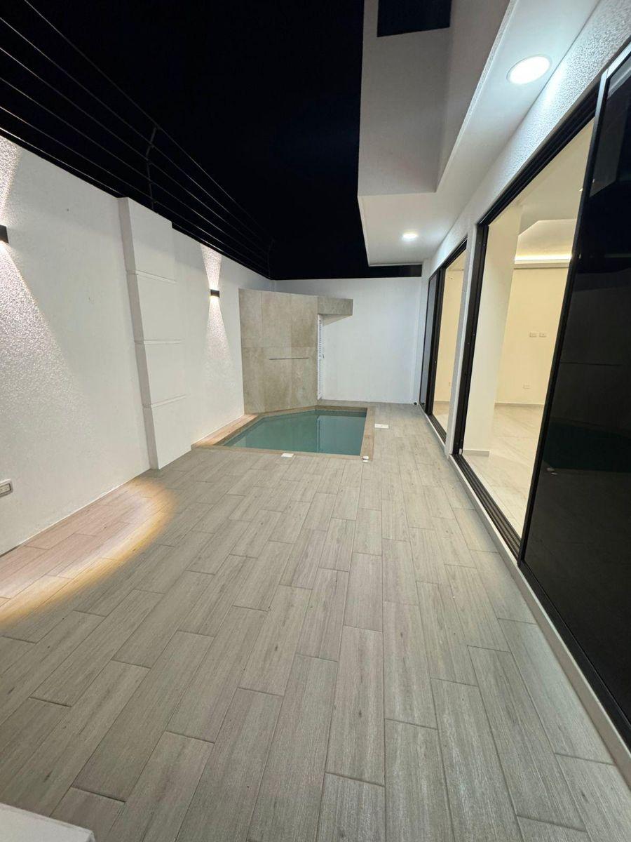 Mallorca Village - Casa de Lujo con Piscina en Venta, Guayas — imagen 9