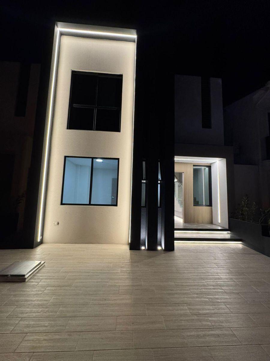 Mallorca Village - Casa de Lujo con Piscina en Venta, Guayas — imagen 8