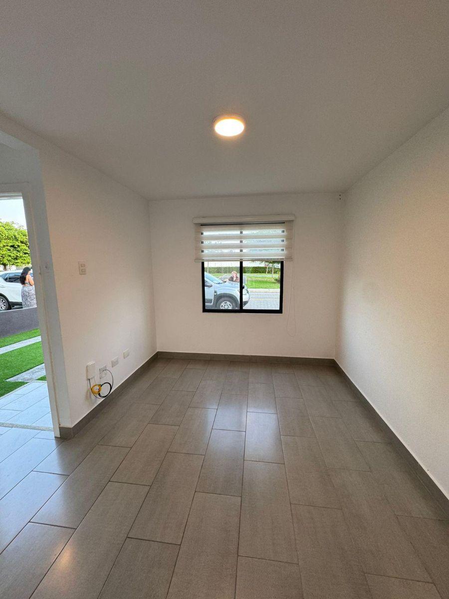 Casa Como Nueva en Venta – Valle Norte 2 - Via a Salitre, Guayas — imagen 8