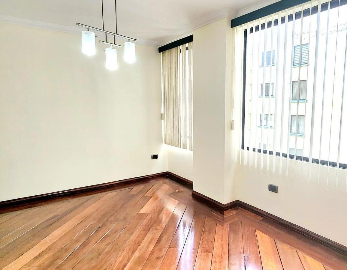 ¡Hermoso Apartamento Norte de Quito! ¡Comodidad y Estilo en un Solo Lugar! — imagen 3