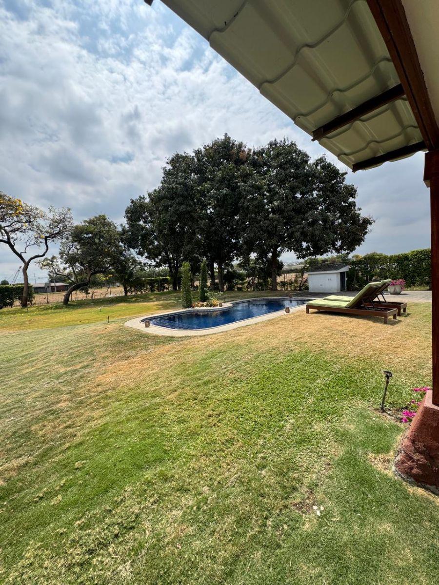 El Cortijo Villa con 2300 m Const 450, Guayas — imagen 4