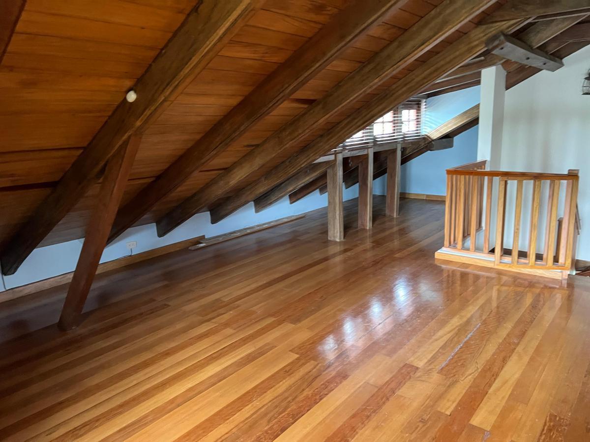 Quito Casa de Venta Campo Alegre de Oportunidad — imagen 3