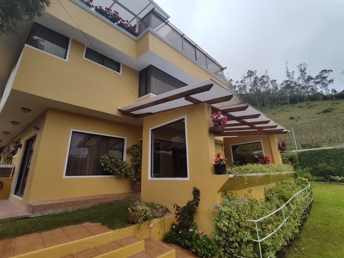 C/ Calacalí, Casa Amoblada de 600 m² en Arriendo, 800 m² de Terreno — imagen 10