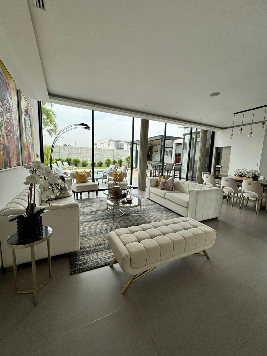 Mocoli Linda Villa Moderna en Venta con 5 Dorm., Guayas — imagen 6