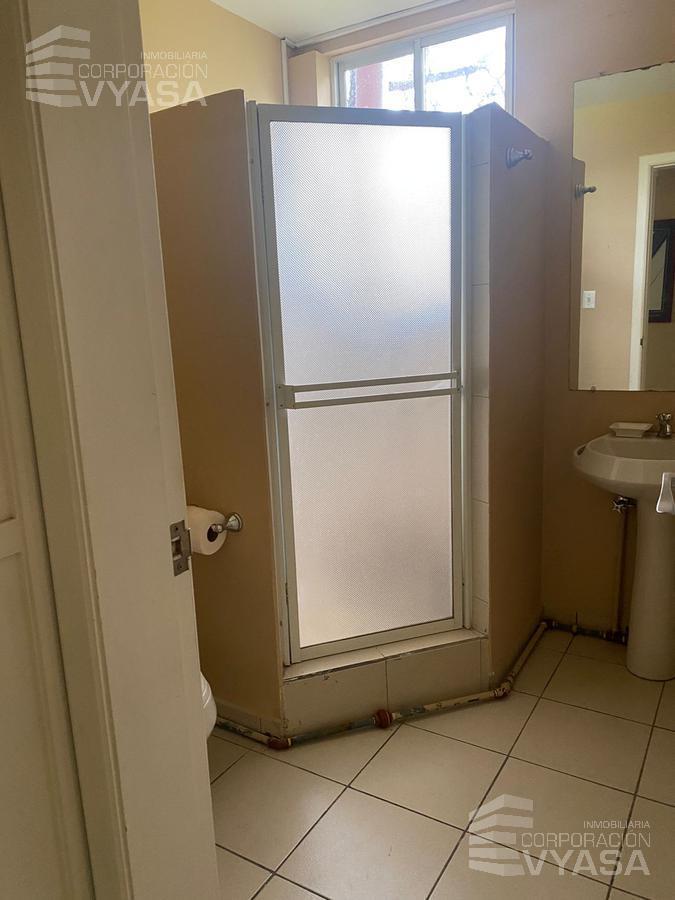 Pusuqui - Via a La Mitad del Mundo, Linda Casa en Venta de 350 m² — imagen 5