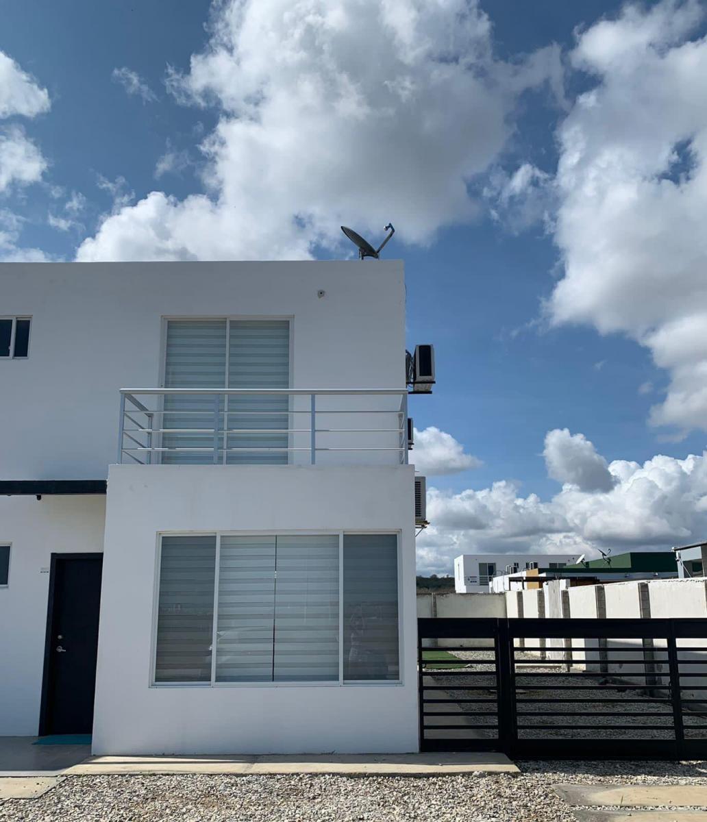 Venta Casa en Punta Blanca de Santa Elena, en El Resort Radisson Blu, $120.000 — imagen 9