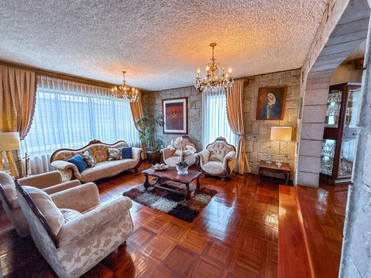 Casa en Venta Sector Ecu 911 – Av 10 de Agosto | 561 m² de Terreno y 5 Dorm., Azuay — imagen 8