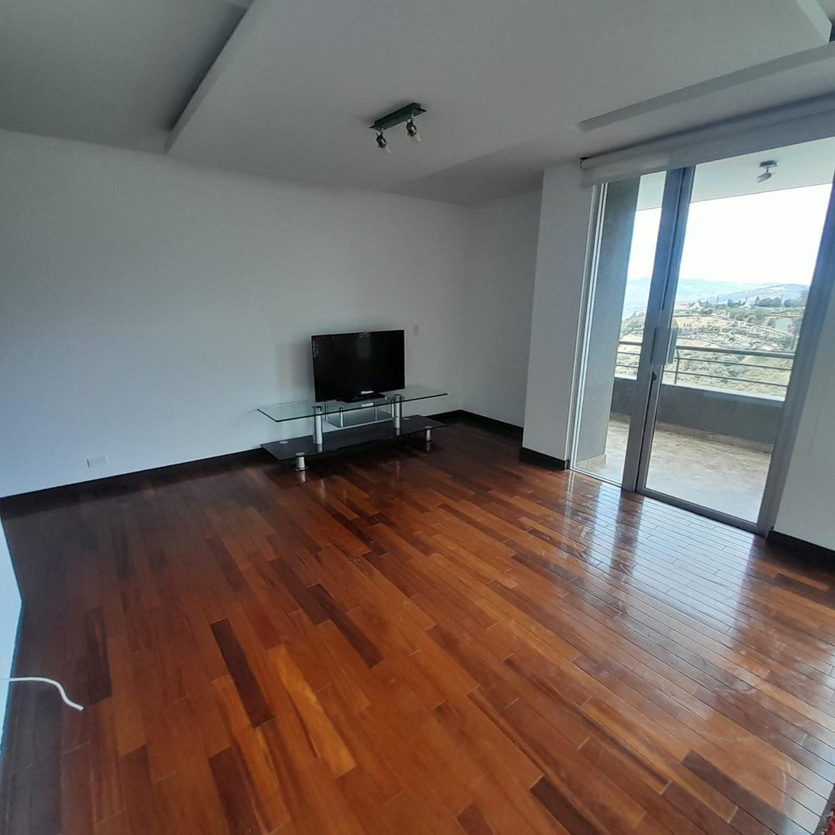 Departamento de Venta y Renta en Monteserrín — imagen 7