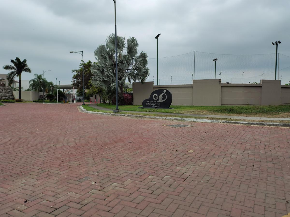 Terreno a La Venta en La Urb. Isla Mocoli Etapa Barlovento, Guayas — imagen 9