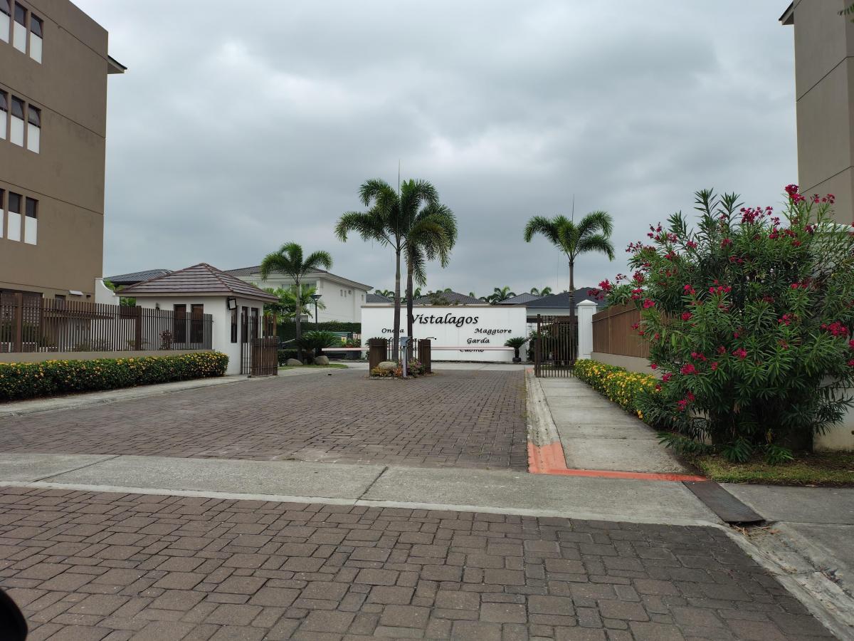 Terreno a La Venta en La Urb. Isla Mocoli Etapa Barlovento, Guayas — imagen 5