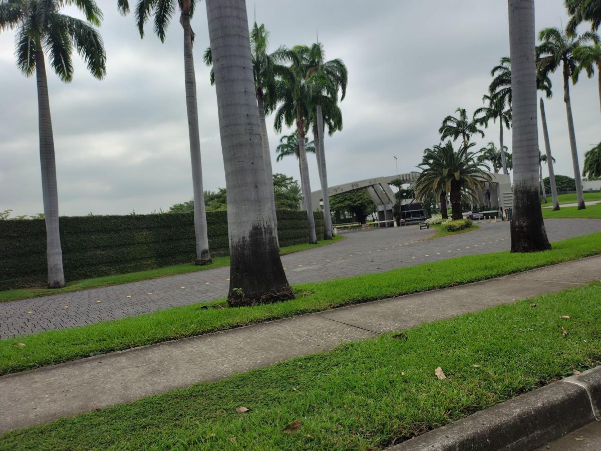Terreno a La Venta en La Urb. Aquamarina, Guayas — imagen 5
