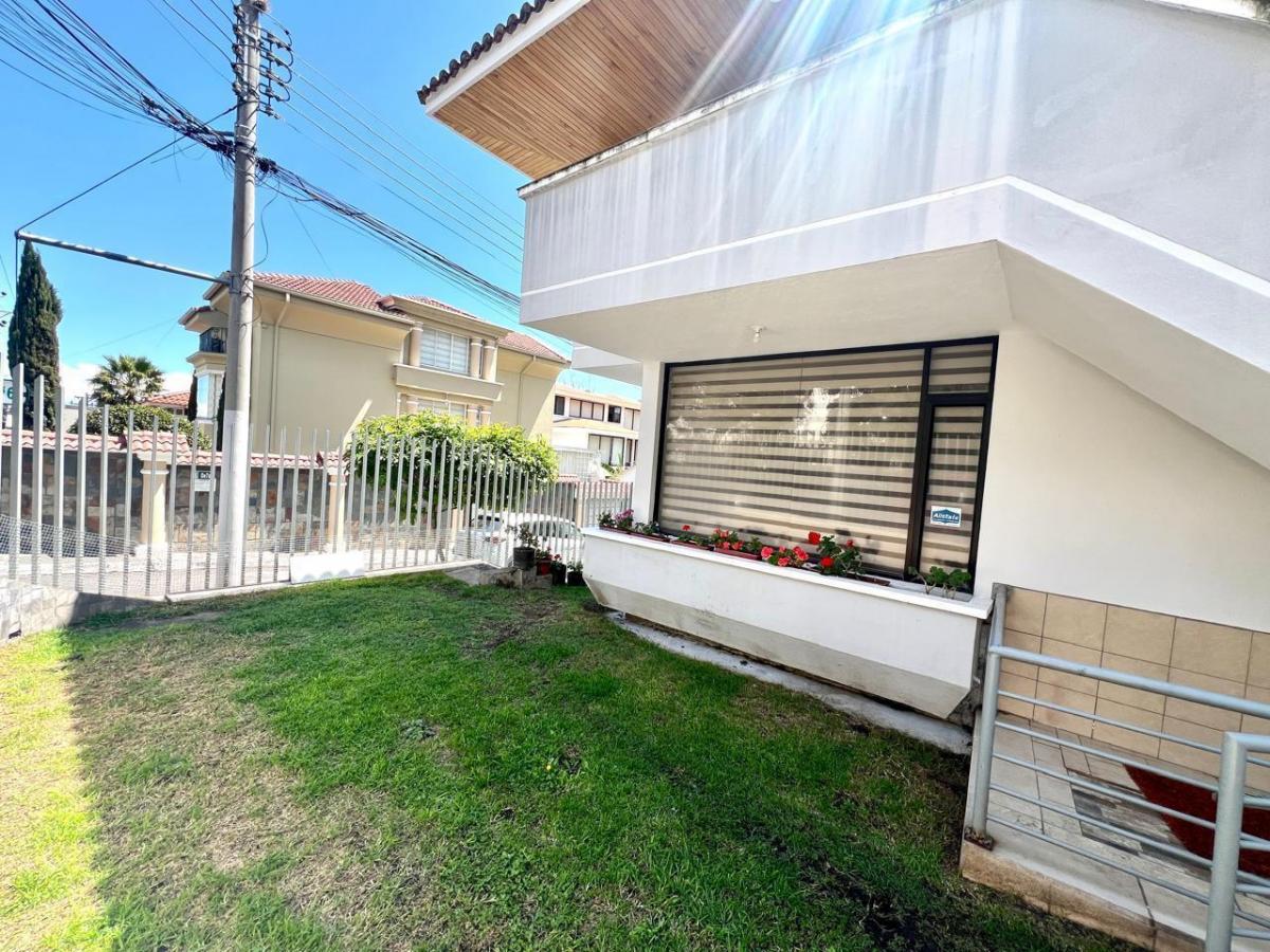Mv - Urbanizacion El Condado, en Venta Casa de 207,51 Mas Dpto y Amplio Jardin — imagen 8